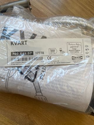 Lámpara IKEA KVART Negra/Plateada