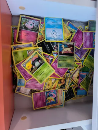 Cromos Pokémon Variados