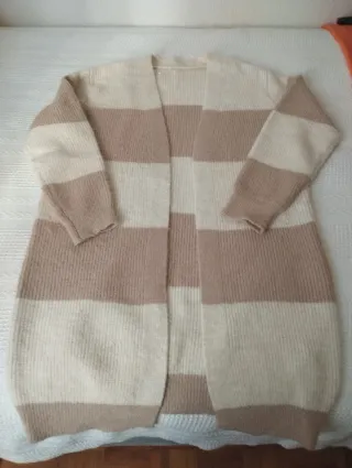 Chaqueta punto larga beige y blanca Talla XL