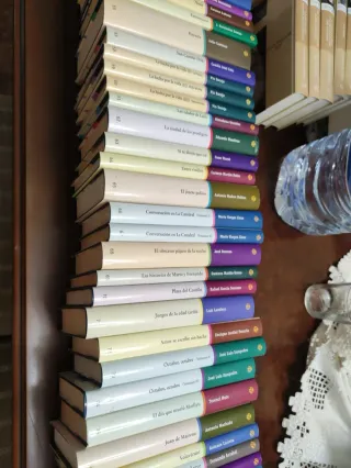 Colección de 140 libros novelas siglo XX El Mundo