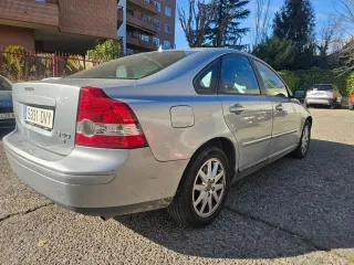 Volvo S40 2026