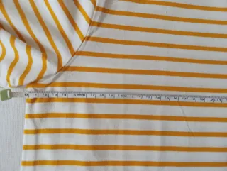 Blusa Cortefiel Talla M, da más