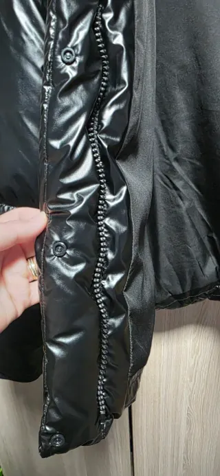 Chaqueta acolchada brillante Zara Negro .Talla XL