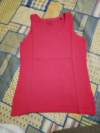 Camiseta tirantes rosa oscuro T.38 ni es de marca