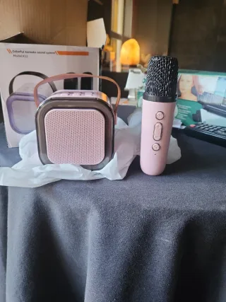 Altavoz Karaoke Bluetooth con Micrófono