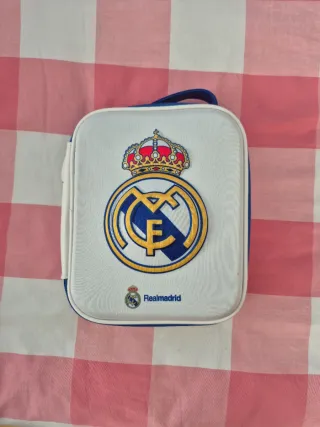 Neceser Real Madrid con Perfume