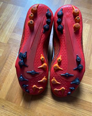 Botas de tacos Nike talla 36