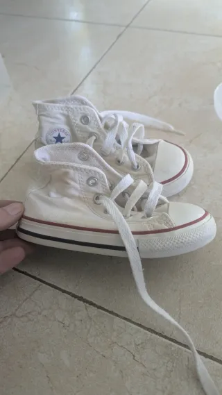 LOTE DE ZAPATILLAS/BOTAS PARA NIÑA (MUY POCO USO)