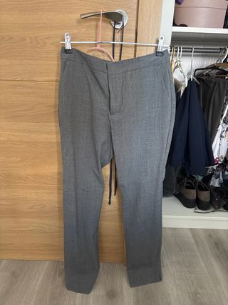 Pantalones grises de vestir