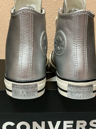 Converse CTAS Hi Leather Talla 35 Plateadas