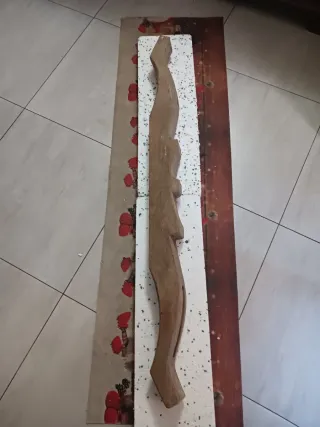 Giogo per buoi in legno intagliato a mano