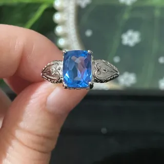 Anillo de acero inoxidable fluorita azul natural