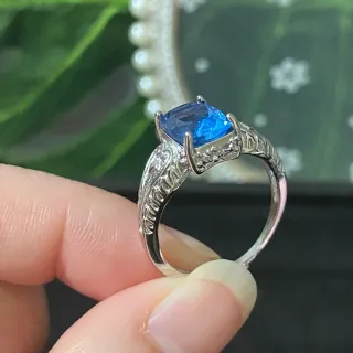 Anillo de acero inoxidable fluorita azul natural