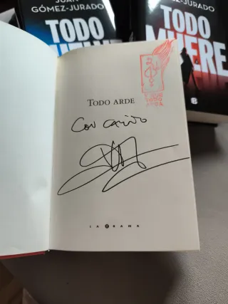 Trilogia Todo Arde (firmado por autor)