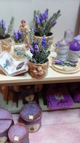 Casa delle bambole vaso shabby lavanda