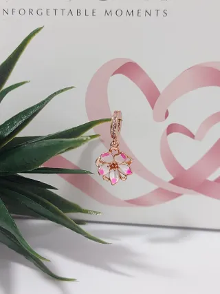 Charm Pandora Flor Rosa y Oro