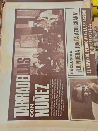 Espectacular lote de periódicos antiguos.