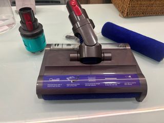 Accesorio Fregar Dyson V12