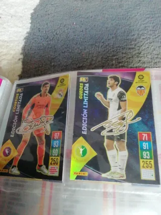 Album LaLiga Adrenalyn XL 21-22 son 338 cartas más