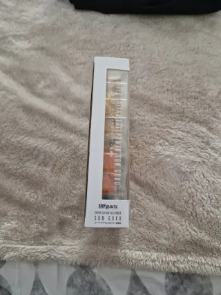 Figura SH Figuarts Son Goku Super Saiyan