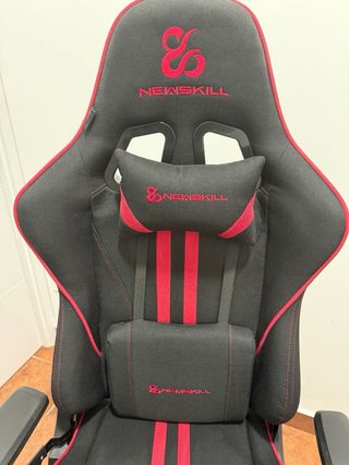 Silla Gaming Newskill Negra y Roja