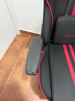 Silla Gaming Newskill Negra y Roja