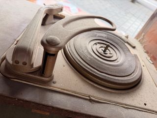 Radio antigua de válvulas