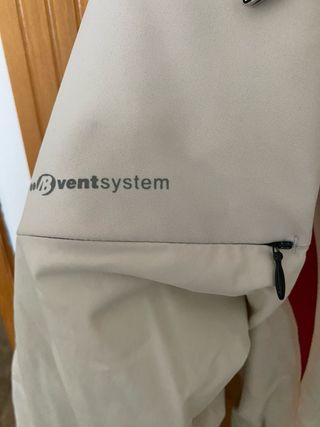 Anorak de esquí marca Besson blanco