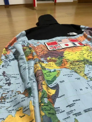 Supreme x The North Face Atlas Jacket