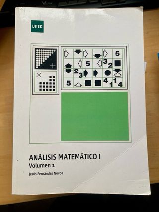 Pack de libros de primero UNED