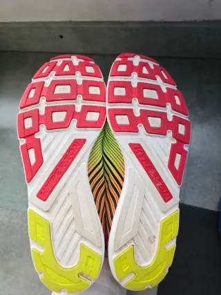 Zapatillas de correr running Brooks Hyperion 44.5