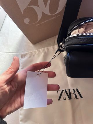 Borsa a tracolla Zara uomo nuova con cartellino