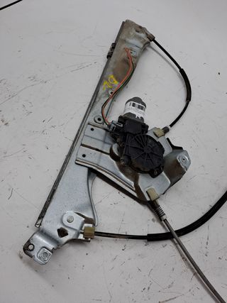 ELEVALUNAS DELANTERO IZQUIERDO RENAULT CLIO III (4)