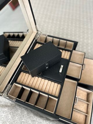 Joyero Negro y Beige Gran Capacidad