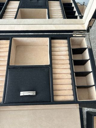 Joyero Negro y Beige Gran Capacidad