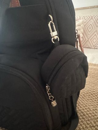 Mochila para bebe con cambiador y chupetero