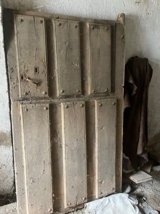 Puerta antigua de madera
