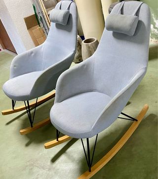 2 Mecedoras Tela Gris