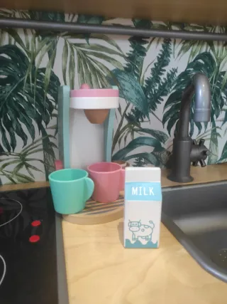 Cocinita de madera Ikea para niños