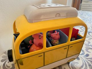 Pack Peppa Pig: Casa Rodante y Figuras