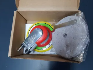 LIJADORA ROTOORBITAL PLATO 150MM Y 12DISCOS