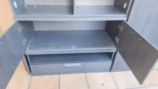 Muebles de salón: cristal, madera y metal