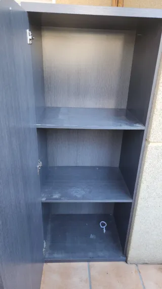 Muebles de salón: cristal, madera y metal