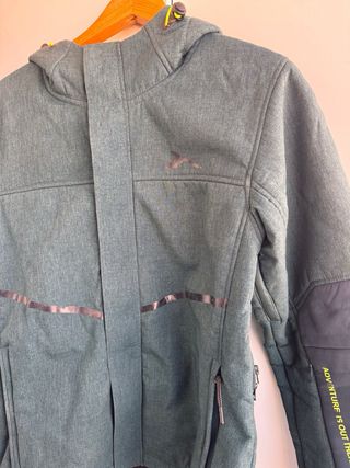 Chaqueta cortavientos Man Sport verde