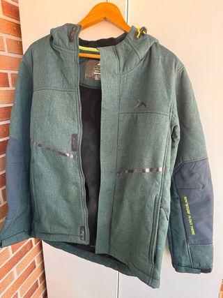 Chaqueta cortavientos Man Sport verde