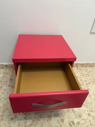 Cama individual con escritorio y estantería