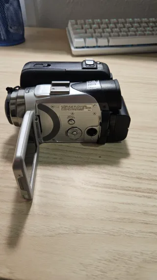 Videocámara JVC MiniDV Low Light Plus