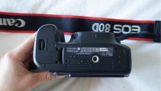 Cuerpo cámara Canon EOS 80D + 50mm f/1.8