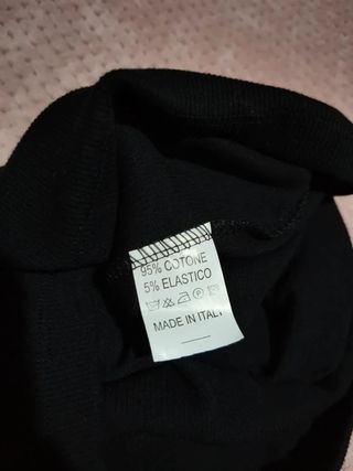 Vestido negro de fiesta con cutout