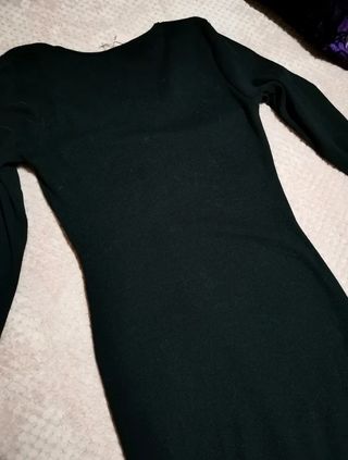 Vestido negro de fiesta con cutout